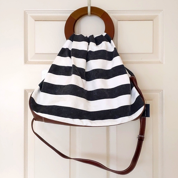 NWT. The Limited Large shoulder/crossbody bag with canvas, leather, stripes etc. - Picture 1 of 5